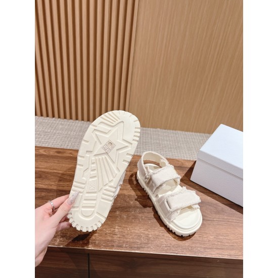 slippers slippers