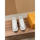 LV SNEAKERS