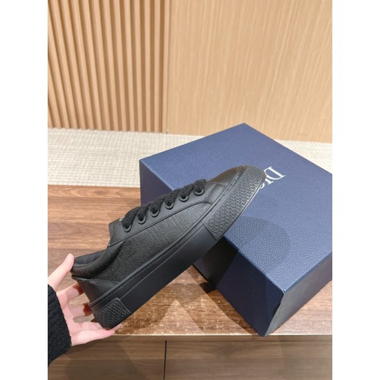 B33 Co-branded Stone Island B33 Co-branded Stone Island