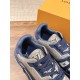LV SNEAKERS