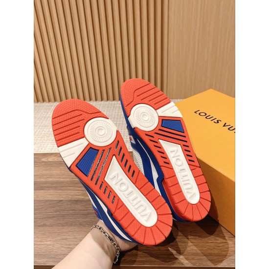 LV SNEAKERS