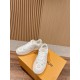 LV SNEAKERS
