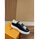 LV SNEAKERS