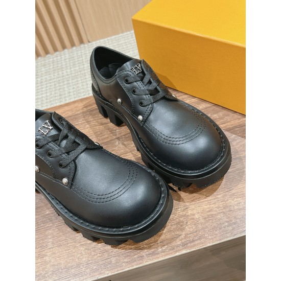 LV Sneakers