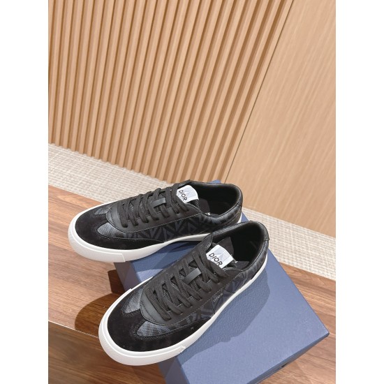 B101 Sneakers
