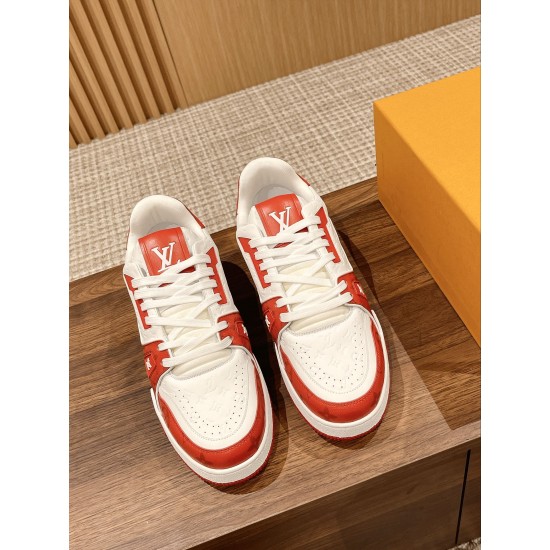 LV SNEAKERS
