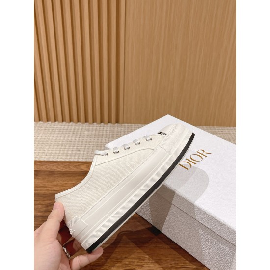 Embroidered Canvas Shoes Embroidered Canvas Shoes