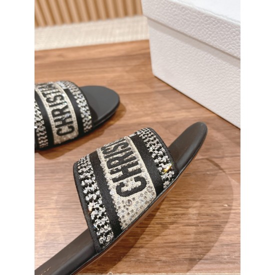 slippers slippers