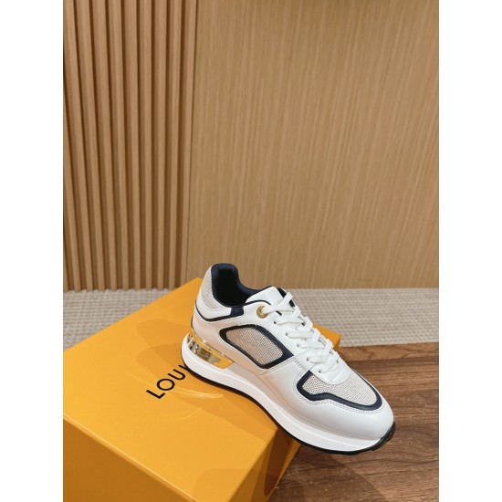 LV SNEAKERS