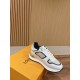 LV SNEAKERS