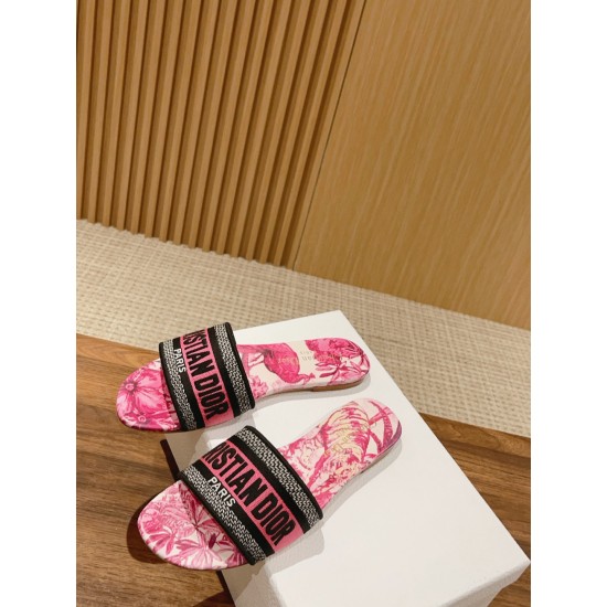 slippers slippers