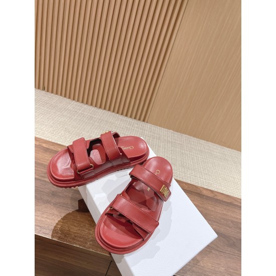 slippers slippers