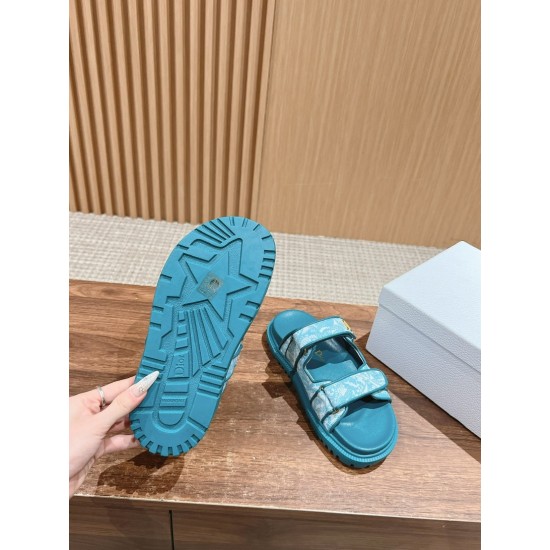 slippers slippers
