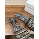 slippers slippers