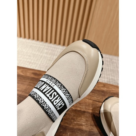 sock shoes