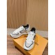 LV SNEAKERS