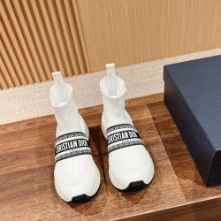 sock shoes