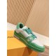 LV SNEAKERS