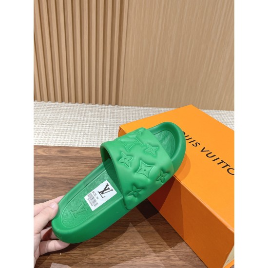 LV SLIPPERS