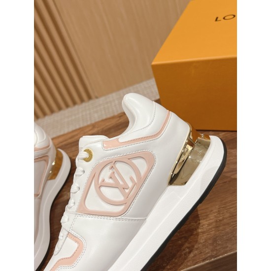 LV SNEAKERS