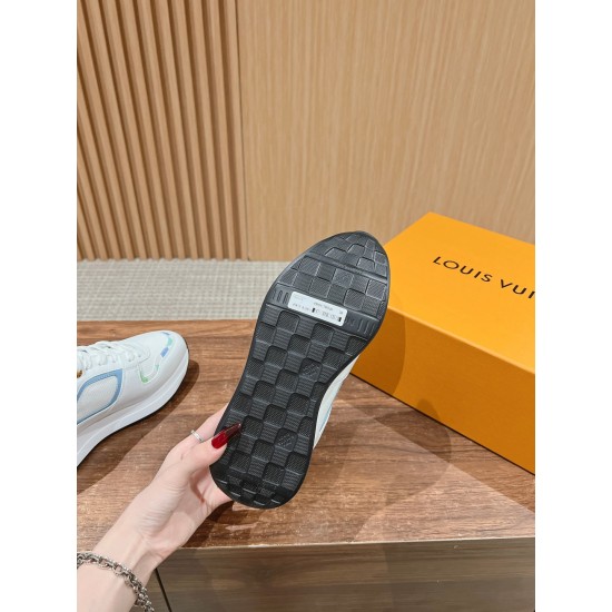 LV SNEAKERS