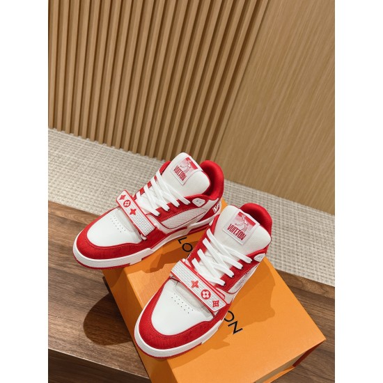 LV SNEAKERS