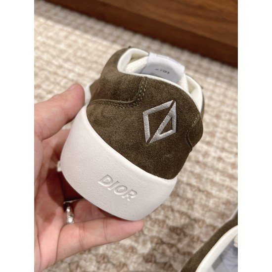 B101 Sneakers