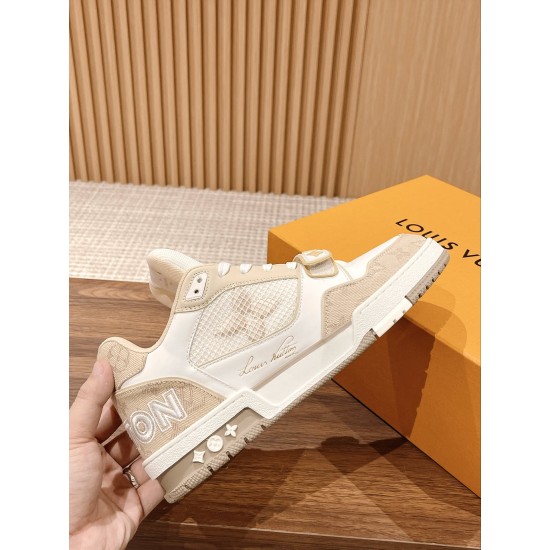 LV SNEAKERS