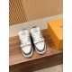 LV SNEAKERS