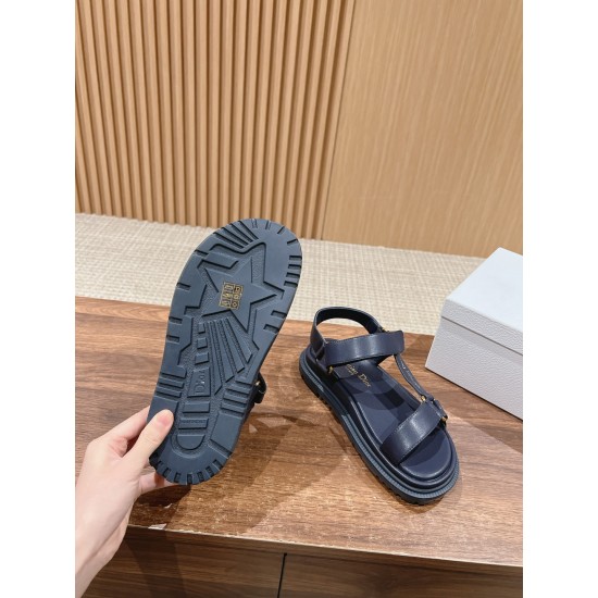slippers slippers