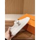 LV SNEAKERS