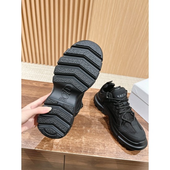 sneakers sneakers