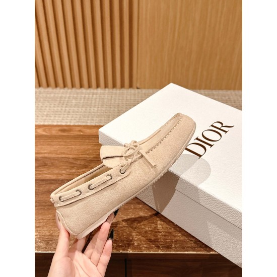 open-toed shoe open-toed shoe