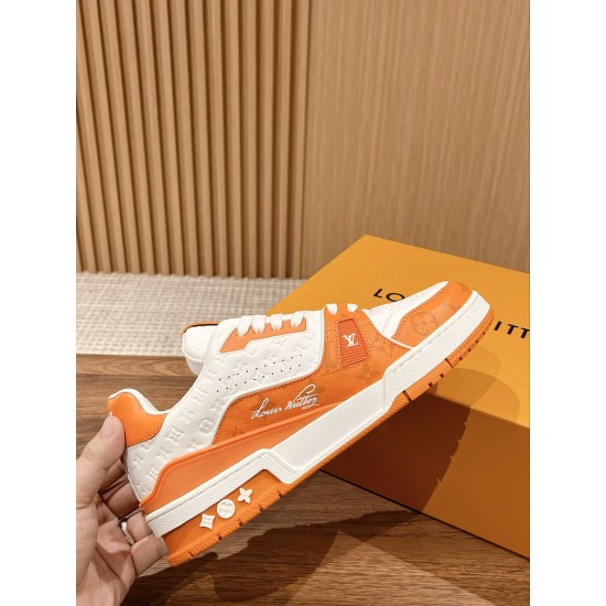 LV SNEAKERS