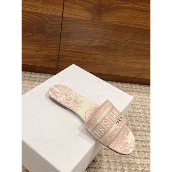 slippers slippers