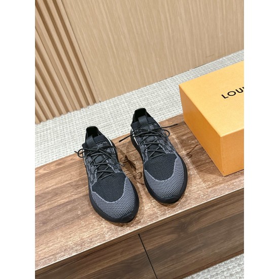 LV SNEAKERS
