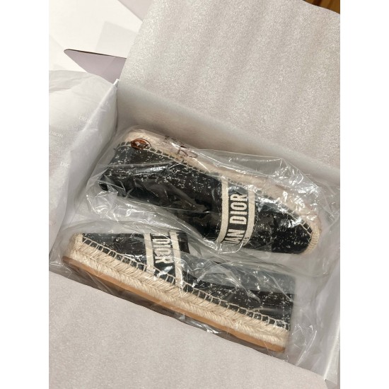 slippers slippers