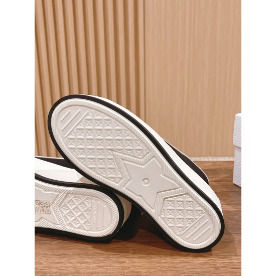 Embroidered Canvas Shoes Embroidered Canvas Shoes