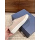 B101 Sneakers