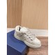 sneakers sneakers
