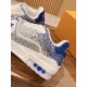 LV SNEAKERS