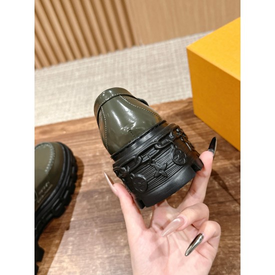 LV Sneakers