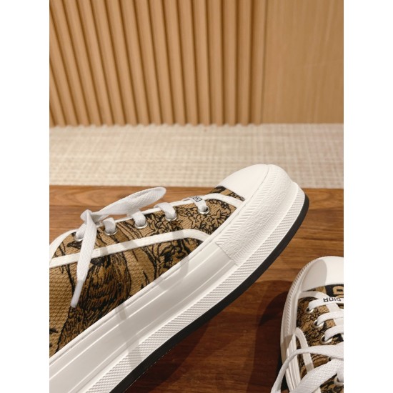 Embroidered Canvas Shoes Embroidered Canvas Shoes