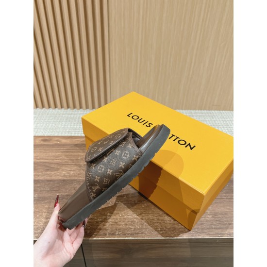 LV SLIPPERS