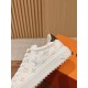 LV SNEAKERS