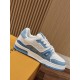 LV SNEAKERS