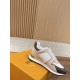 LV SNEAKERS