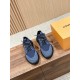 LV SNEAKERS
