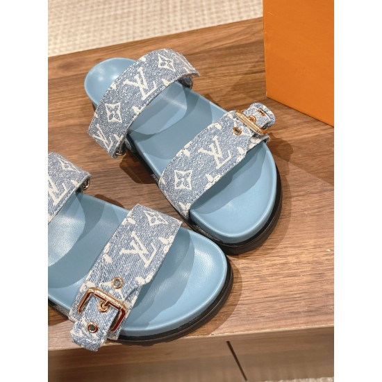 LV SLIPPERS