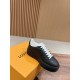 LV SNEAKERS